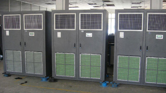 精密空調 精密空調